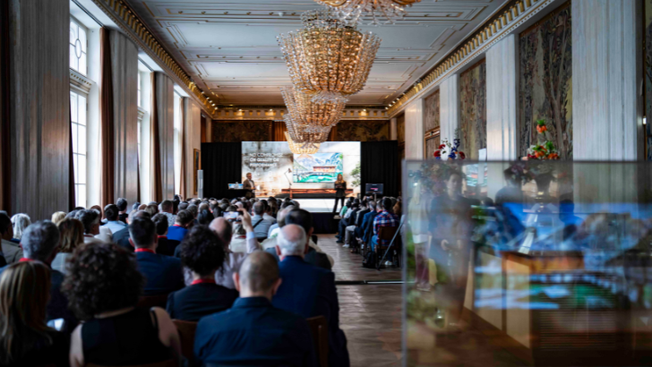 THOMSON presume de legado y de amplitud de catálogo en la presentación de la serie GO